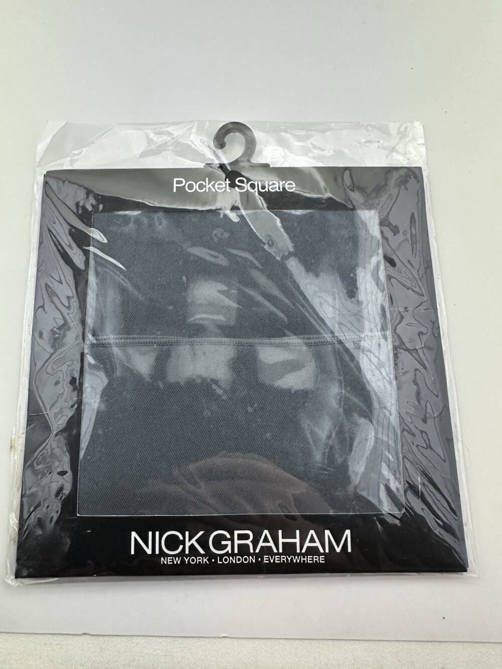 NICK GRAHAM POCKET SQUARE BNIP GREY SIZE O/S STYLE # NGSP505